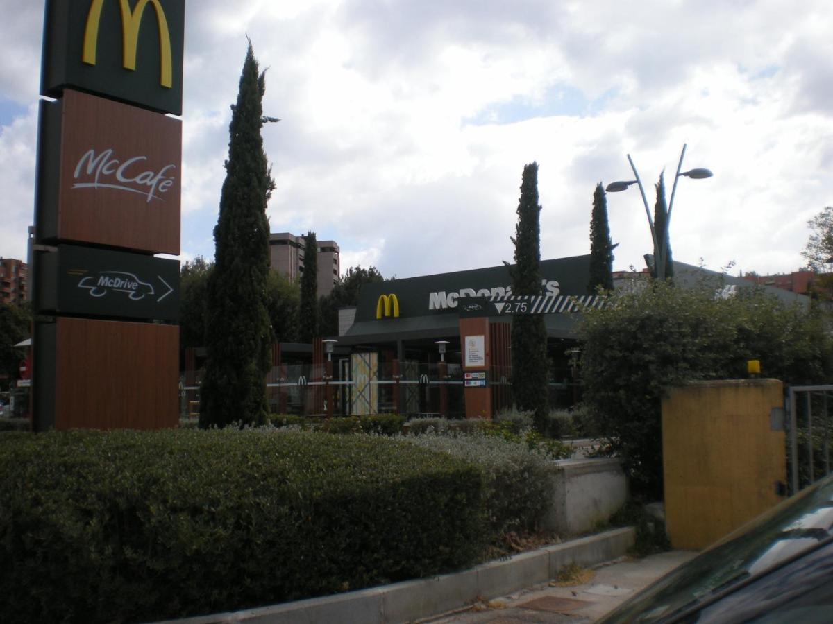 Charming Apartment Tilli With Parking Perúgia Exterior foto